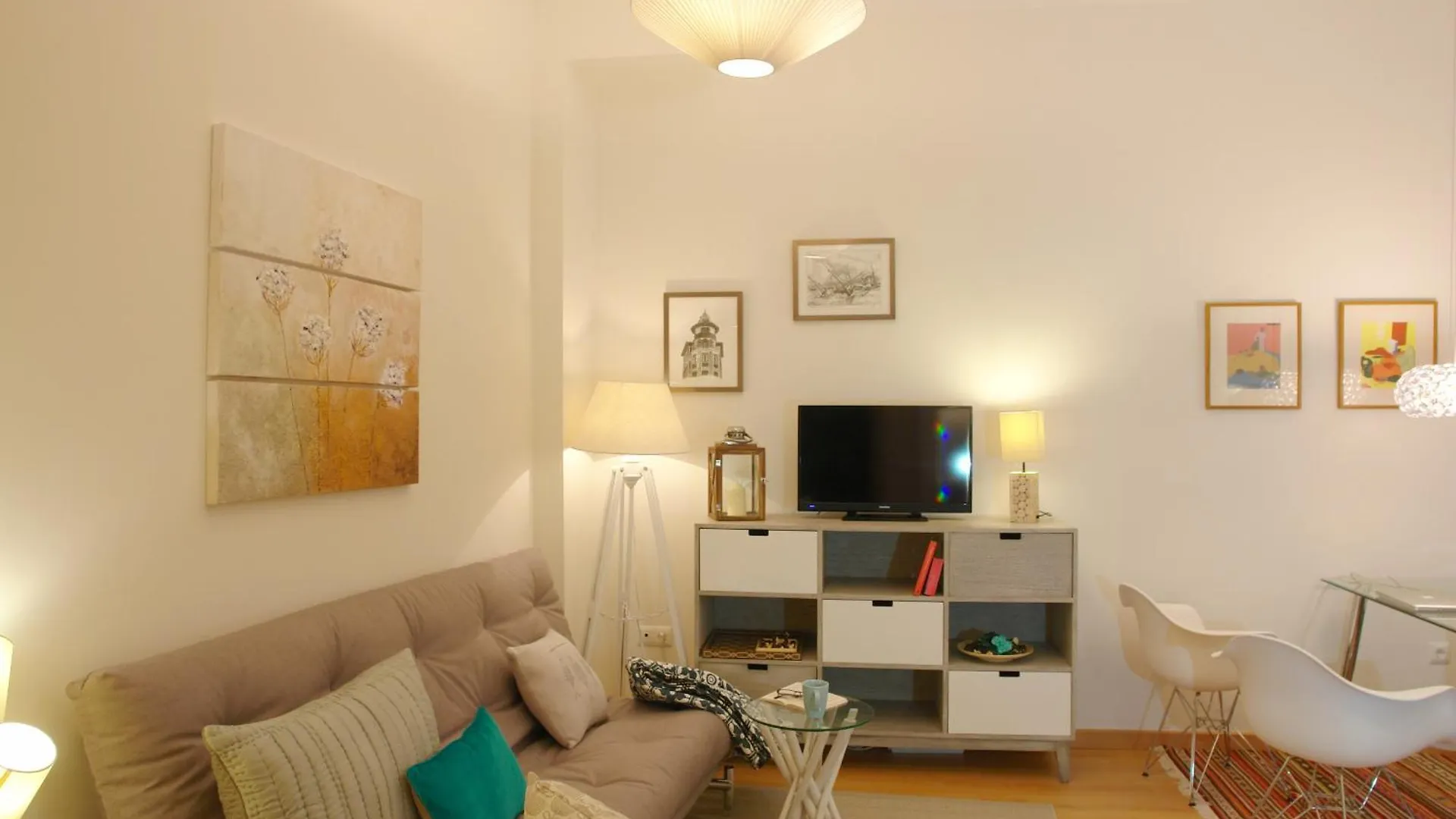Moderno Y Centrico Apartamento 1 Dormitorio Apartment Malaga Spain